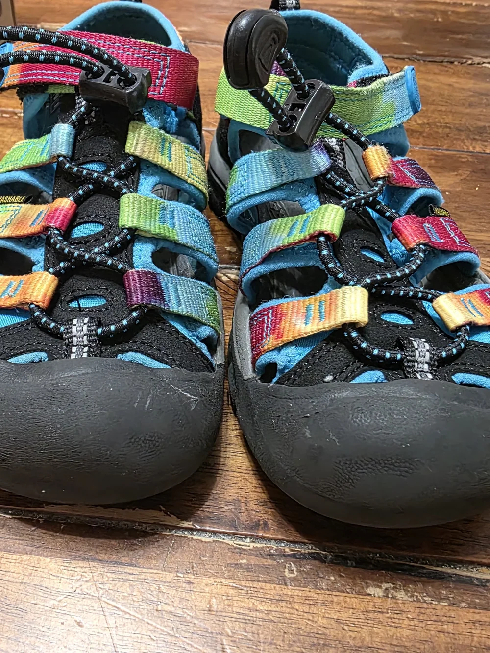 Keens rainbow tie dye Newport H2 hybrid sandal US size 12 EU size 30